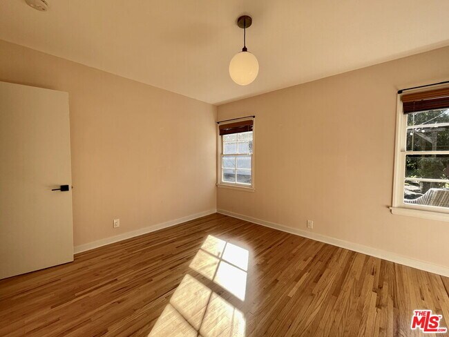 Building Photo - 8011 Stewart Ave