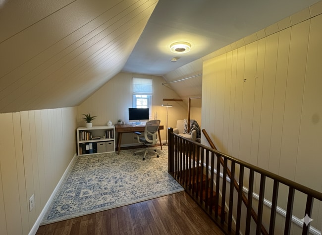 Building Photo - Beautiful and Spacious 4BD 2BA Single-Family Home in Arlington Heights