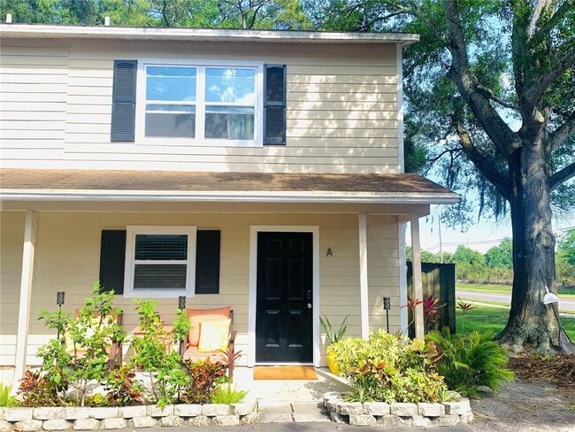 Primary Photo - 152 Douglas Rd W