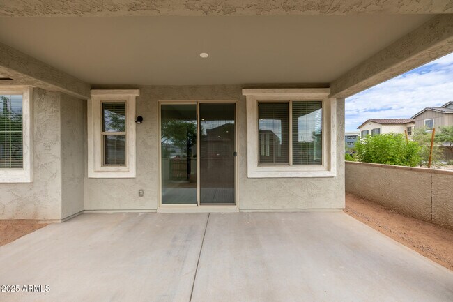 Building Photo - 9439 East Sebring Avenue