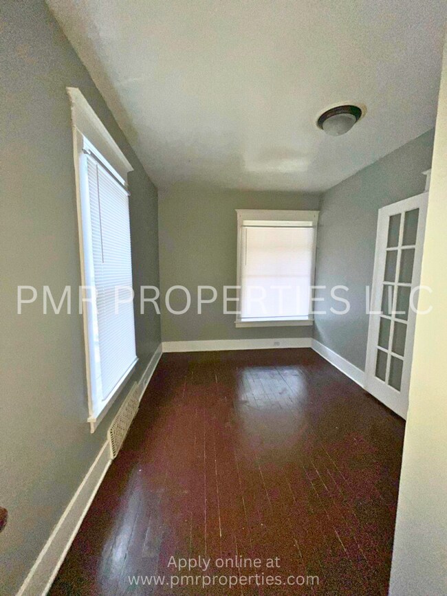 Building Photo - 328 Lincoln Ave