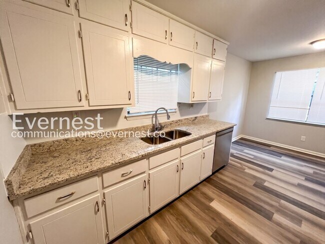 Building Photo - Spacious Home with Deck, Attached Garage, and Appliances! 3 Bed, 2.5 Bath / Voucher Accepted / Co...