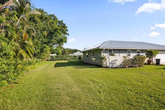 Building Photo - 3561 SE Micanopy Terrace