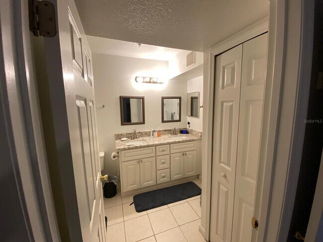 Building Photo - 12602 Crest Springs Ln