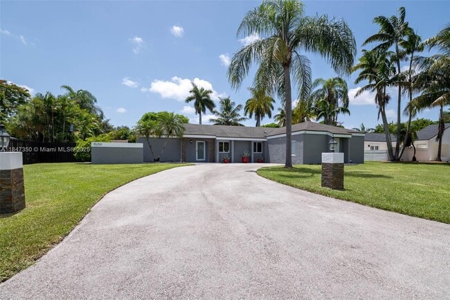 Primary Photo - 15250 SW 154th Ave