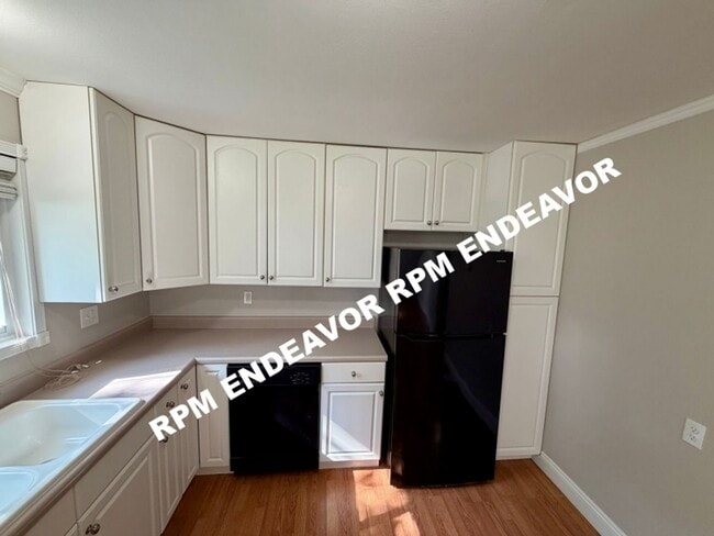 Building Photo - 1407 La Cerros Ln