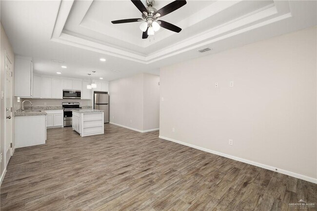 Building Photo - 13 Alta Vista Dr