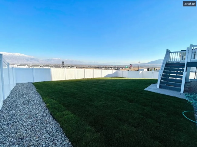 Building Photo - 2162 N Cloverleaf Wy