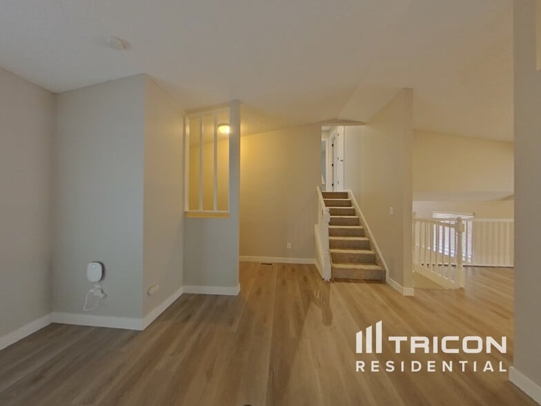 Building Photo - 7040 Nettlewood Pl
