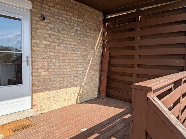 Building Photo - 7910 Karlov Ave