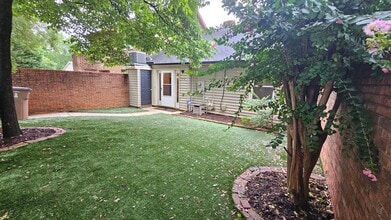Building Photo - First Floor Condo in Downtown Shelby - Private Back Courtyard!