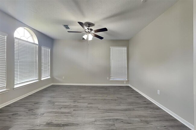 Building Photo - 24023 Ayscough Ln
