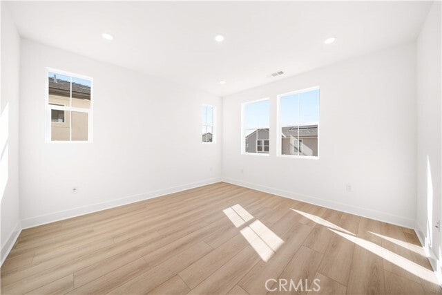 Building Photo - 297 Shoveler