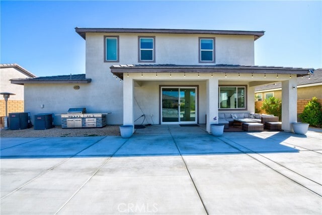 Building Photo - 50105 Rocamora St
