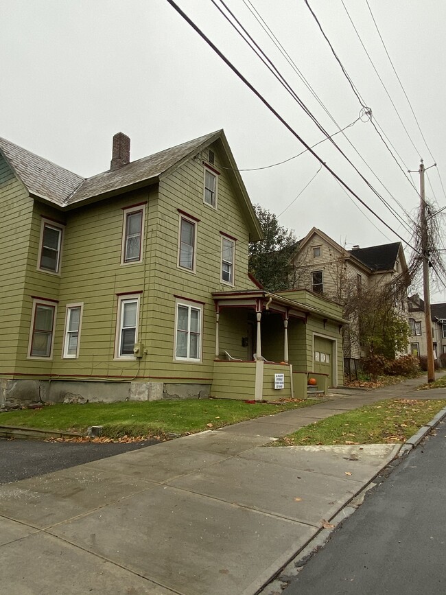 Building Photo - 7 Monroe Heights