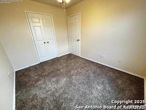 Building Photo - 5611 Golf Mist