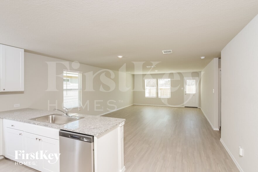 Building Photo - 1822 Morse Way