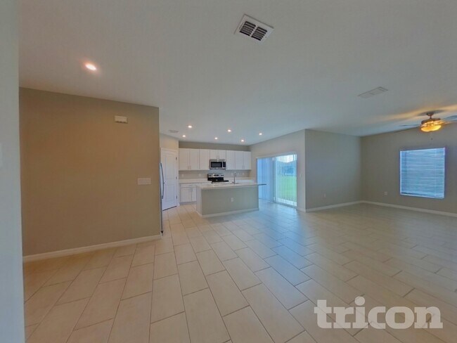 Building Photo - 232 Garnet Ave