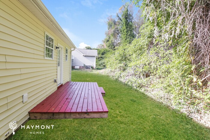 Building Photo - 4015 Mountainridge Dr