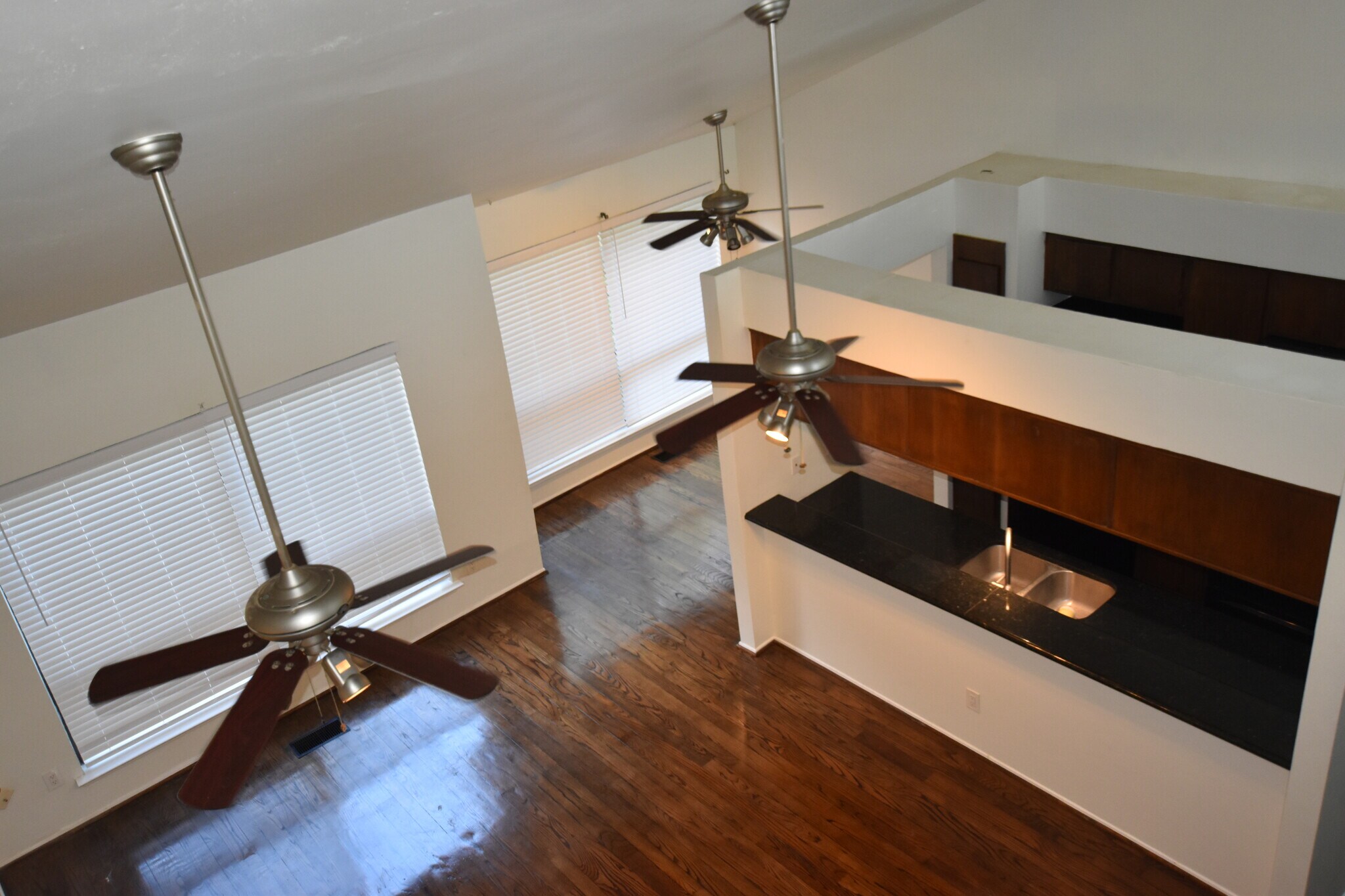 Building Photo - 6718 Eastridge Dr