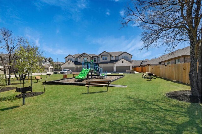Building Photo - 2500 Forest Creek Dr