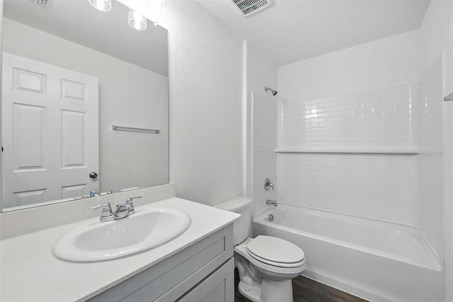 Building Photo - 16124 Turtuga Dr