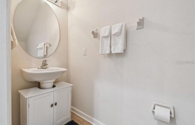 Building Photo - 11523 84th St Cir E