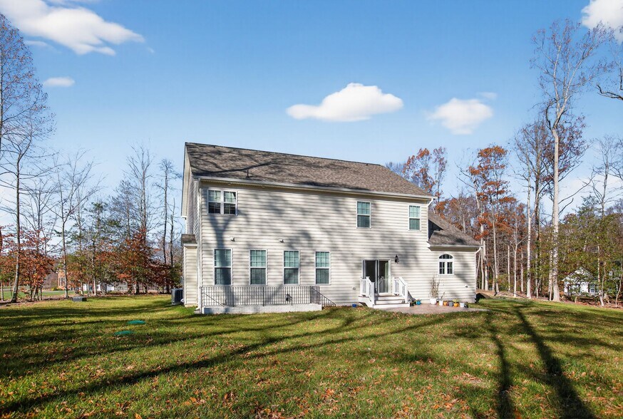 Building Photo - 7986 Benjamin Stoddert Ct