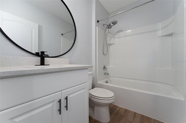 Building Photo - 1982 King Ranch St