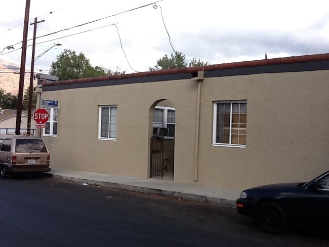 Building Photo - 8456 Fenwick St