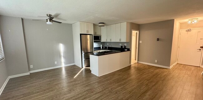 Building Photo - 2201 L St NW