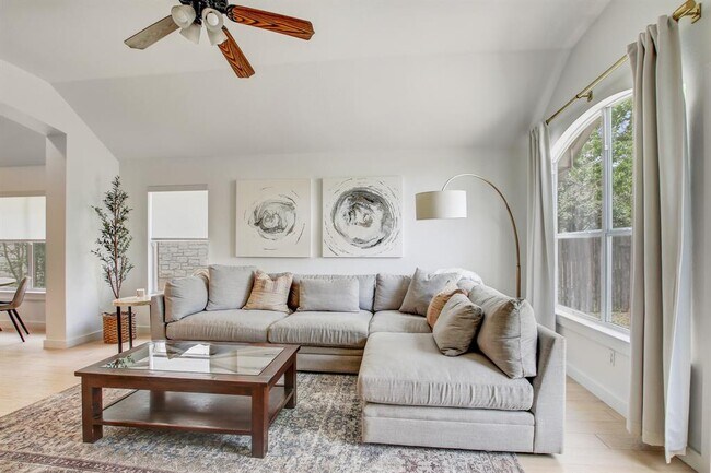 Building Photo - 8109 Campeche Bay Pl