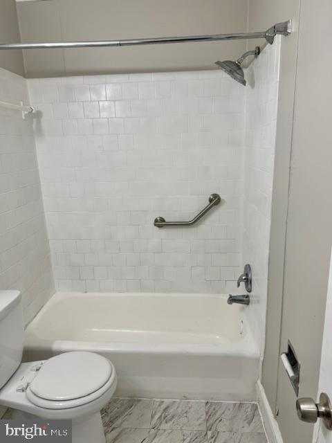 Building Photo - 27 W Main St