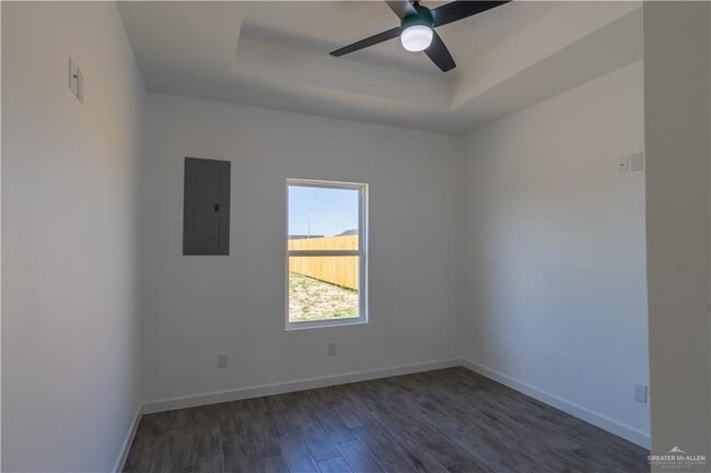Building Photo - 10901 N Sugar Bear Dr