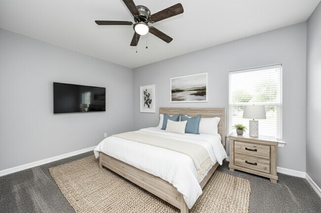 Building Photo - 406 N 4th St