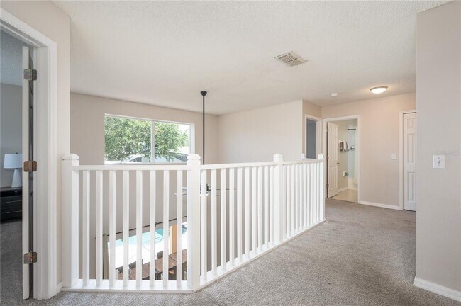 Building Photo - 8500 Sunrise Key Dr