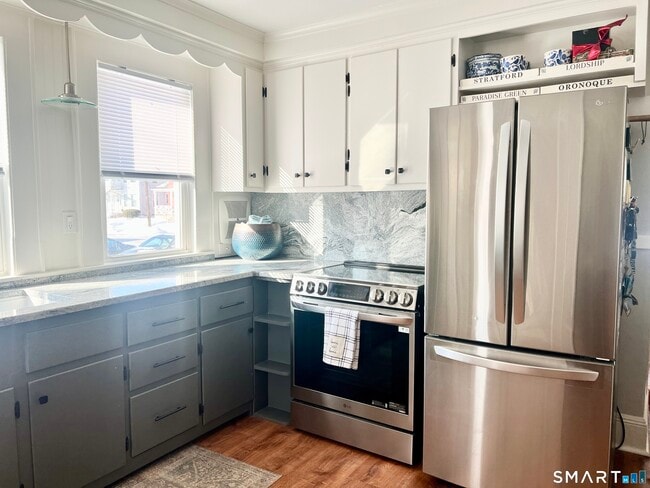 Building Photo - 106 Horace St