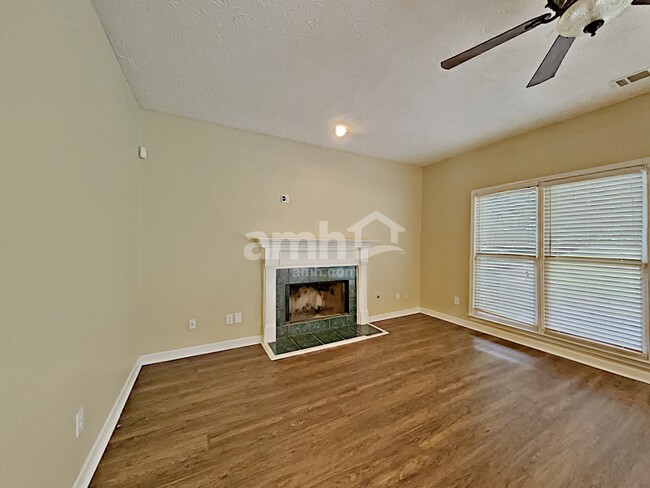 Building Photo - 7474 Clipper Cove