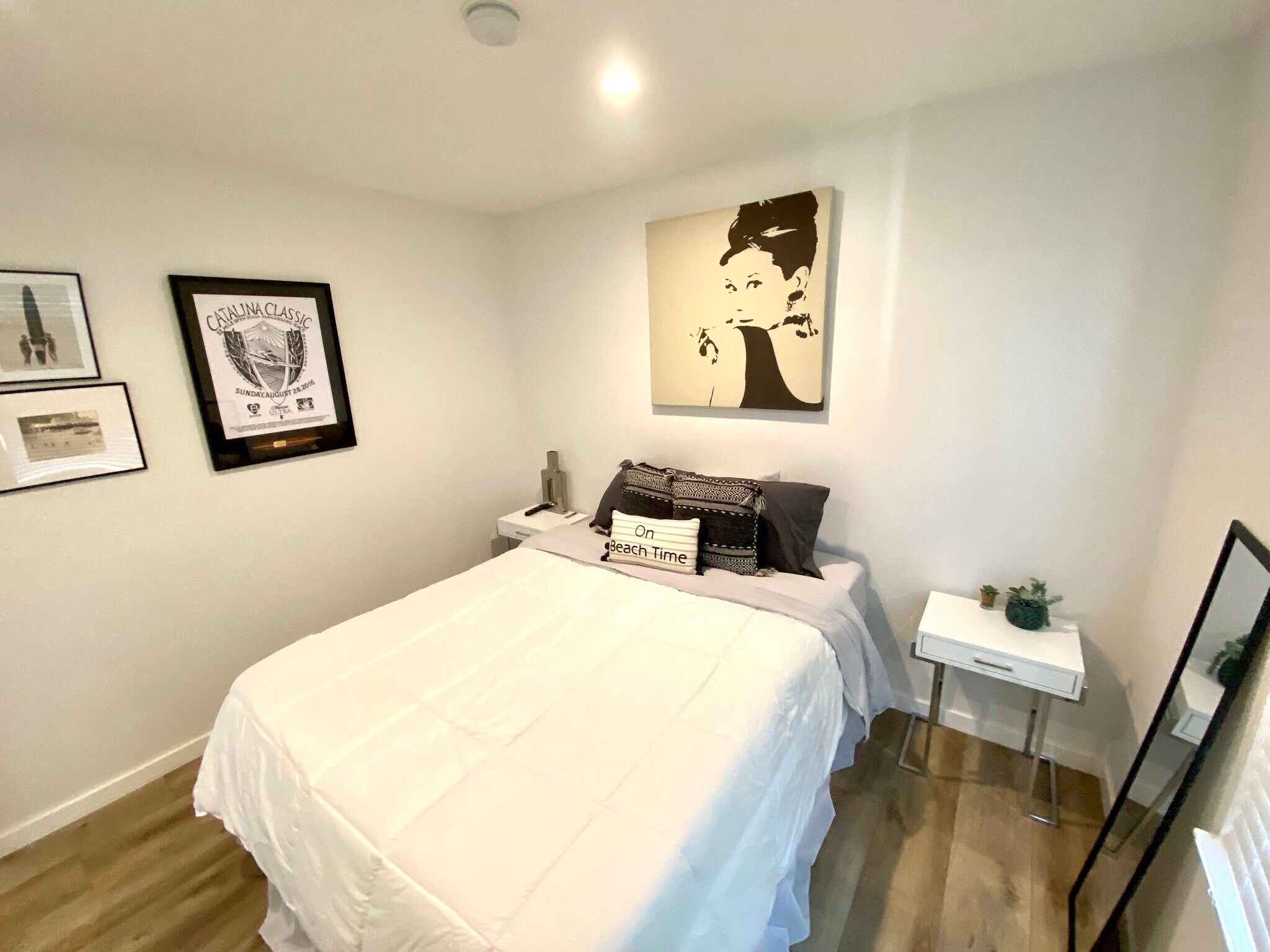 Bedroom - 4457 S Centinela Ave