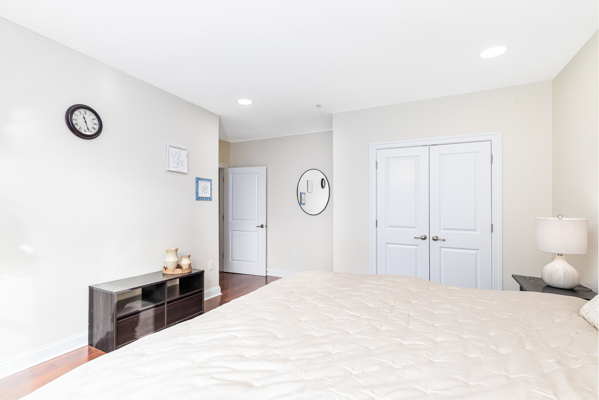 Building Photo - 4 Harvest Dr