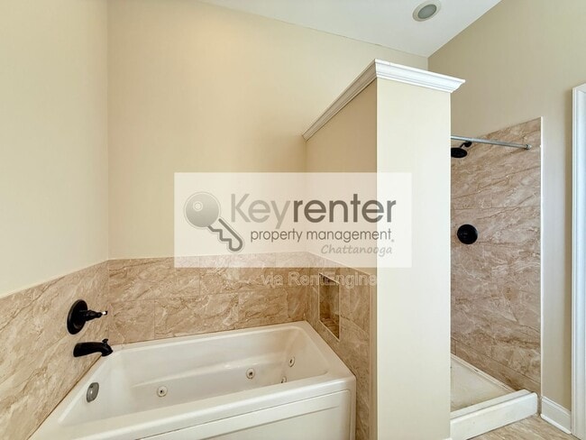 Building Photo - 2769 Haywood Ave