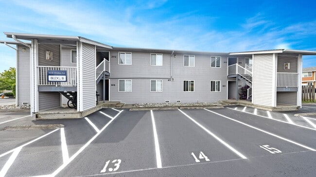 Building Photo - 101 S Oak Harbor St