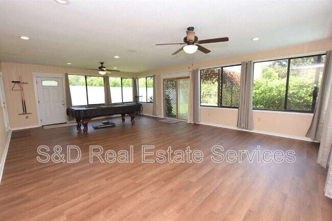 Building Photo - 4745 Highlands Pl Cir