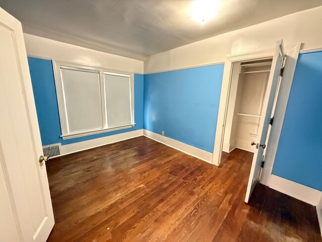 Building Photo - Well-Maintained 4-Bedroom Home with Historical Charm Near Downtown Jackson