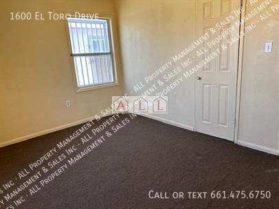 Building Photo - 1600 El Toro Dr