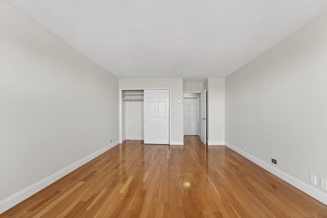 Building Photo - 151 Tremont St