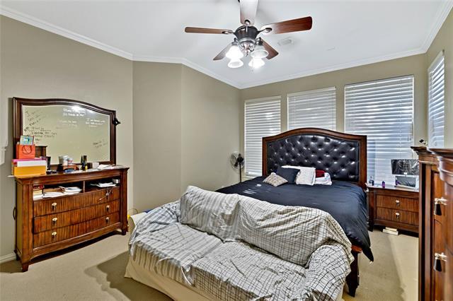 Building Photo - 4937 Bellflower Way