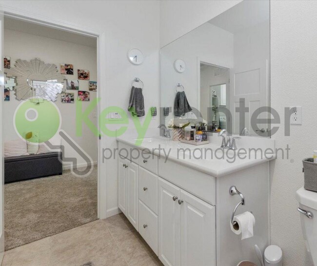 Building Photo - 1057 Provence Village Dr