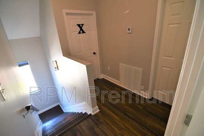 Building Photo - 2582 Boudreaux Ave