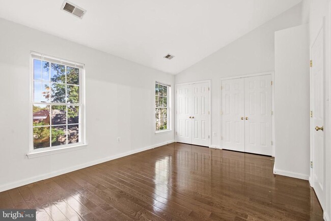 Building Photo - 3824 Elbert Ave